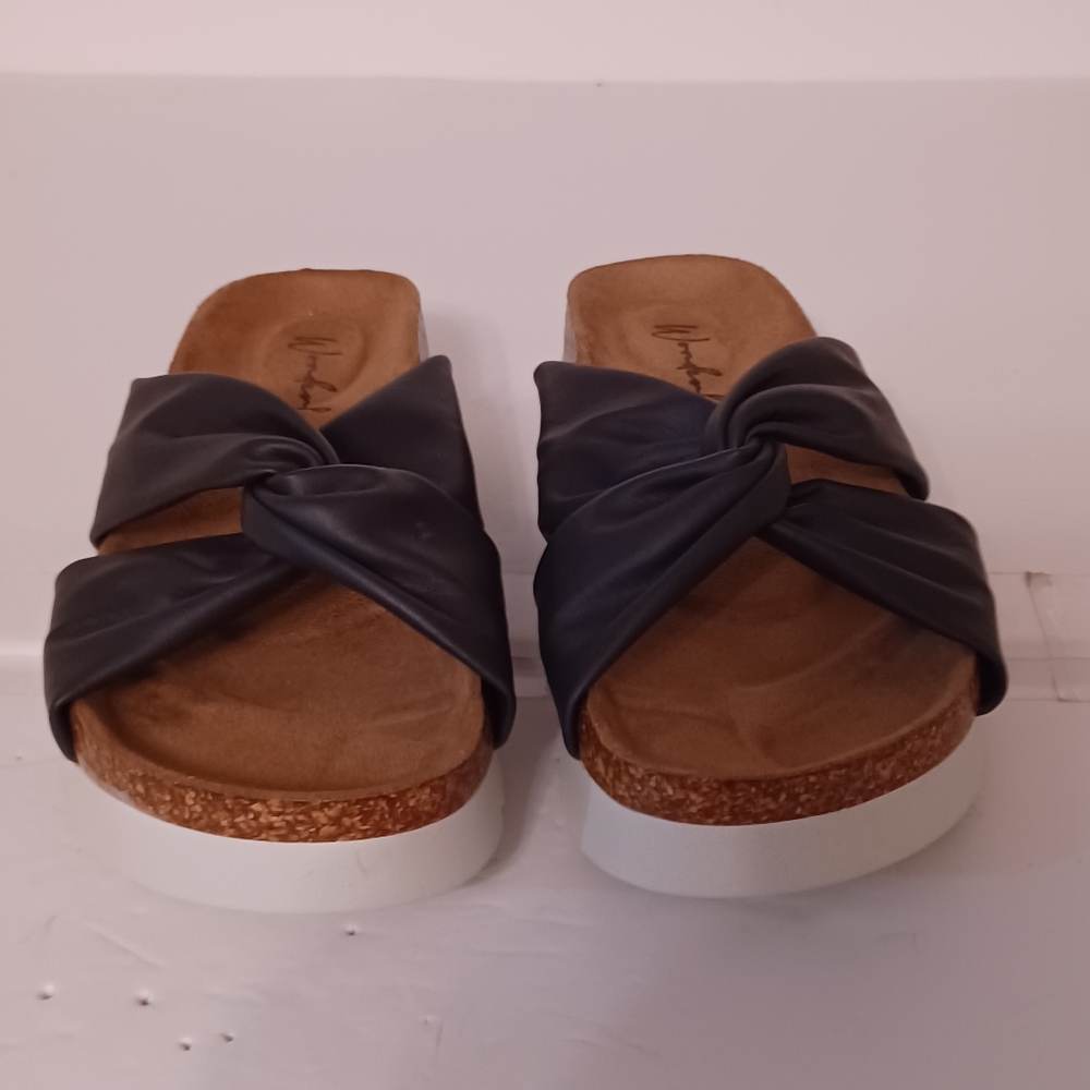 NWOT Women's Black Slide Sandals IMANI Size 6